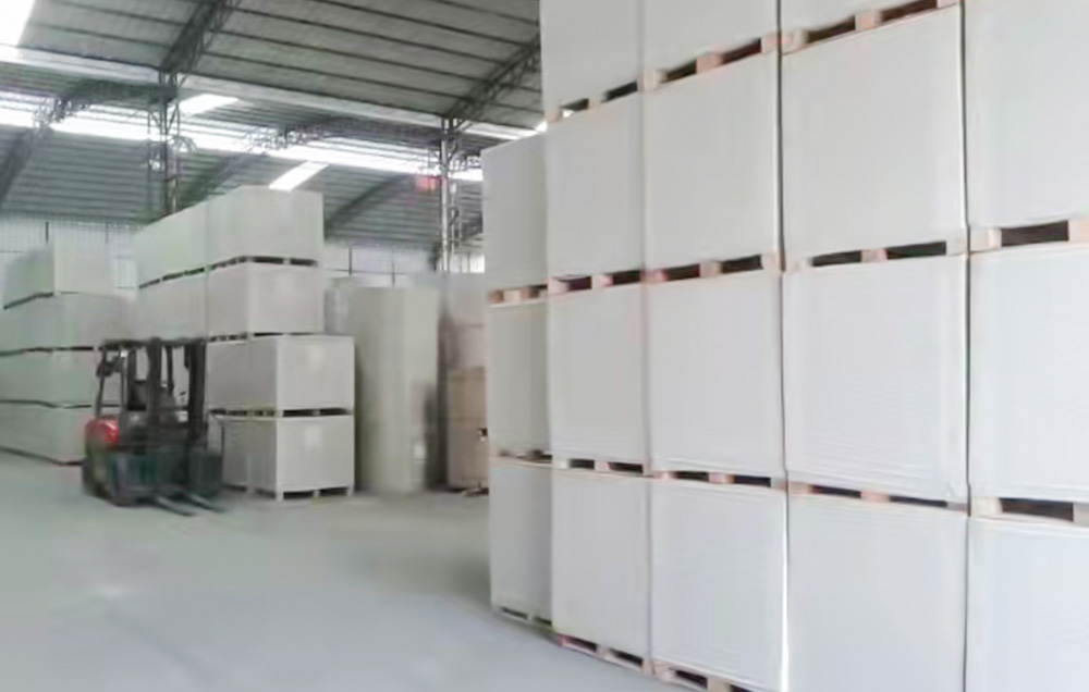 荷蘭板-拼圖板-進(jìn)口灰板-東莞市金億紙品有限公司